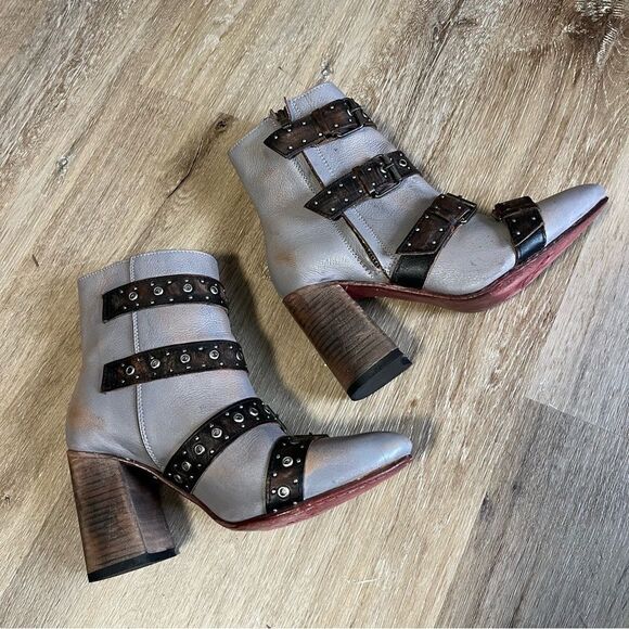 Freebird Joust Buckle Boot in Smoke - Picture 4 of 14